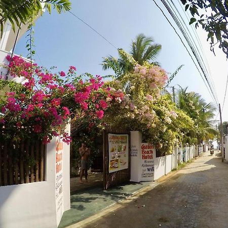 Garden Beach Hotel Arugam Bay Bagian luar foto